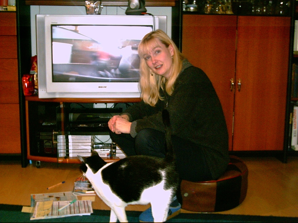 Suche Katzensitter gegen Entgelt 10.-24.7.08 in Bad Vilbel - Katzensitter - Bad Vilbel